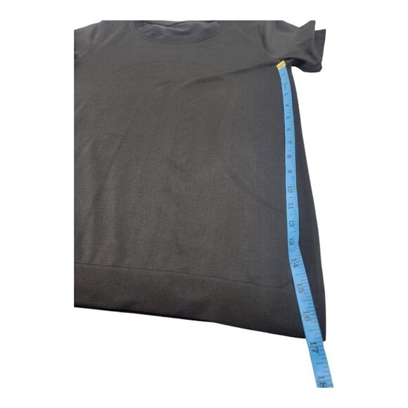 Lululemon Shirt Women 6 Swiftly Tech  Athleisure Running Gym Crossfit Gorpcore - Picture 3 of 5